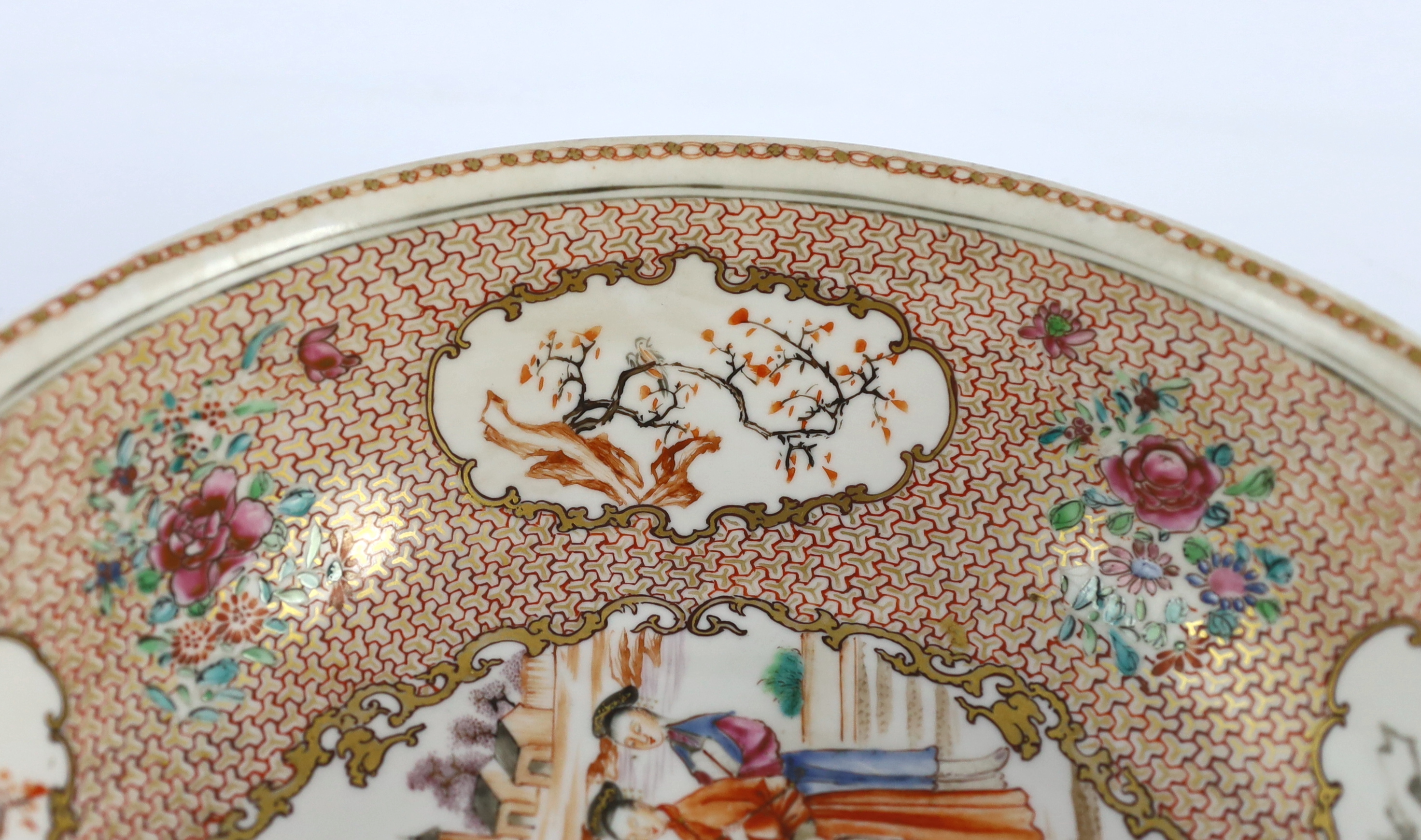 A Chinese enamelled porcelain Mandarin pattern water bottle (guglet) and basin, Qianlong period